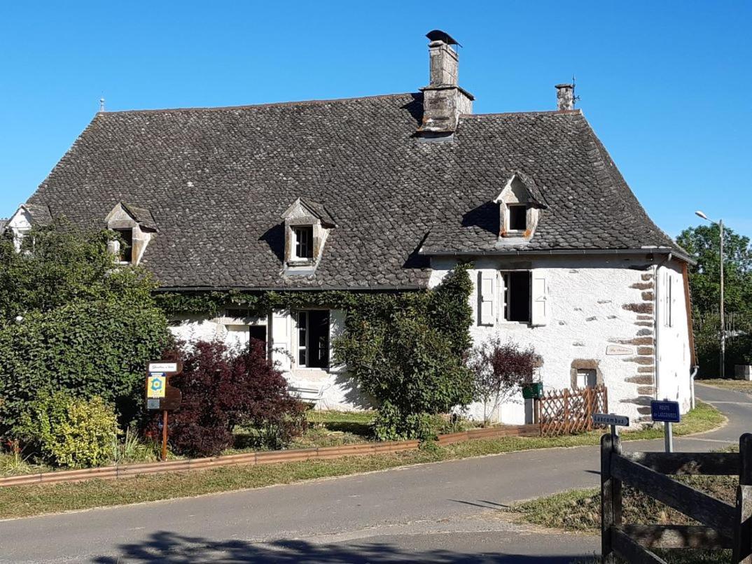Bed and Breakfast Chez Mialaret Tourniac Экстерьер фото